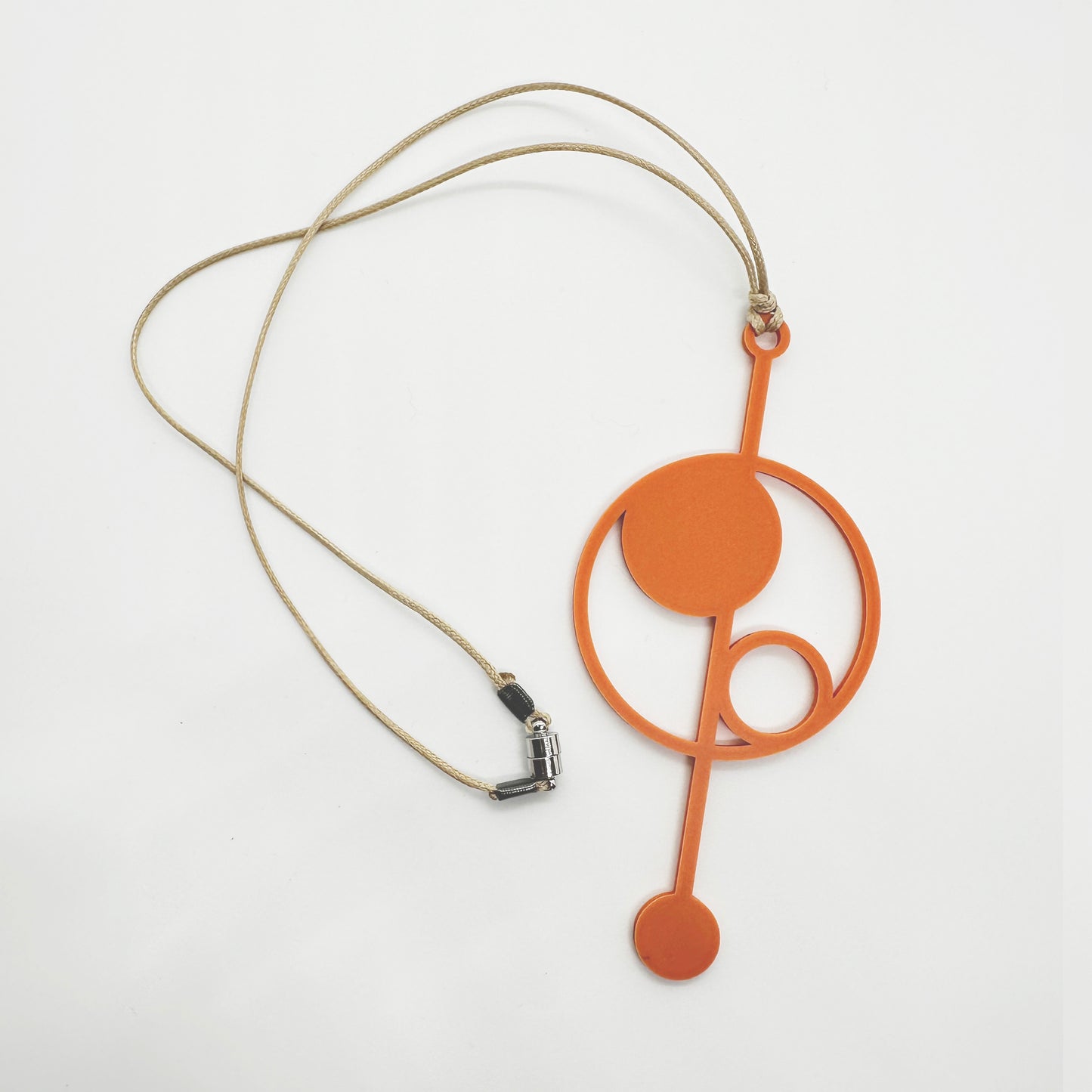 Pendulum Necklace Bold - White